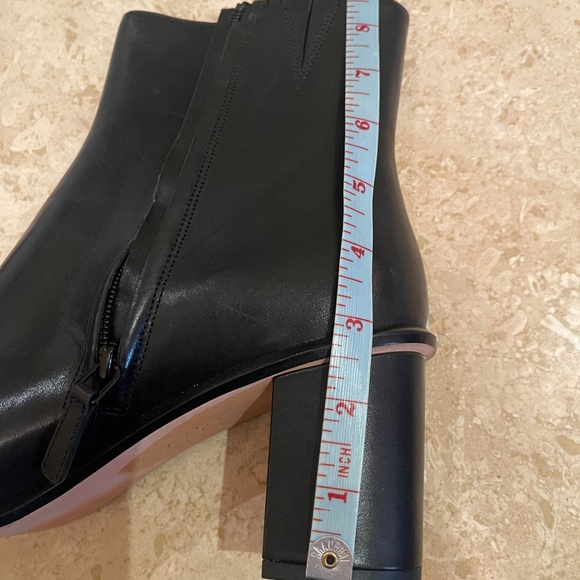 New Tory Burch stamped heel zip bootie - Picture 6 of 9